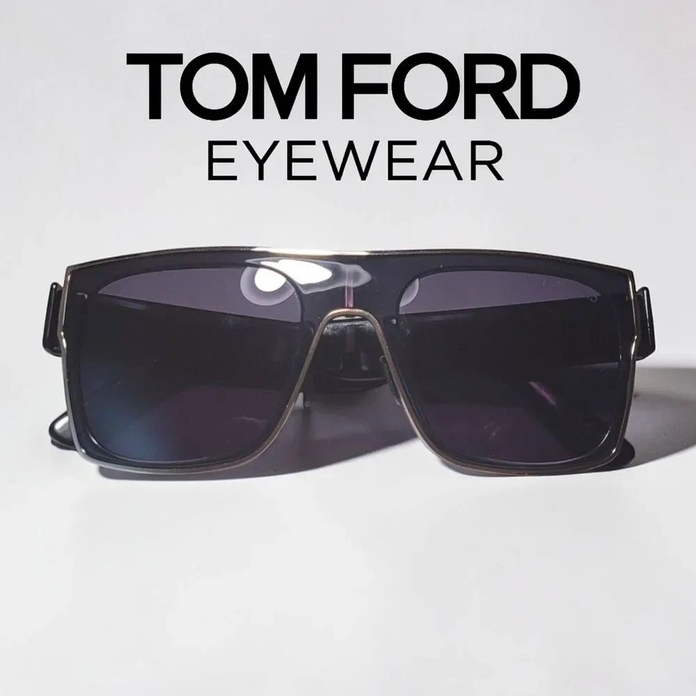 Tom Ford Edwin FT1073W5401A Unisex Sunglasses